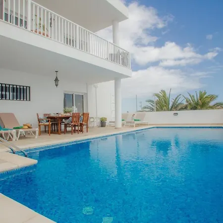 Apartment Wake Up With The Sea! Enjoy Private Pool! Playa Honda (Lanzarote)
