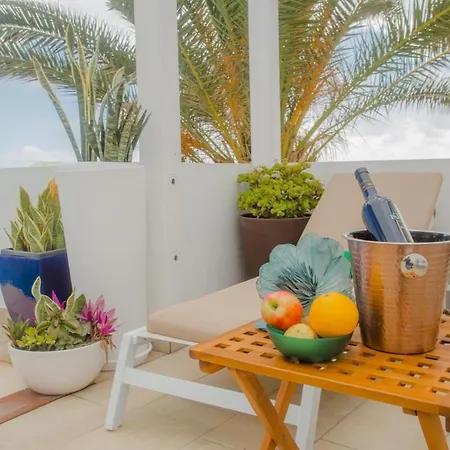 Lejlighed Wake Up With The Sea! Enjoy Private Pool!