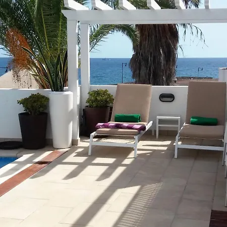 Daire Wake Up With The Sea! Enjoy Private Pool!