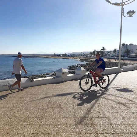 Wake Up With The Sea! Enjoy Private Pool! Apartament