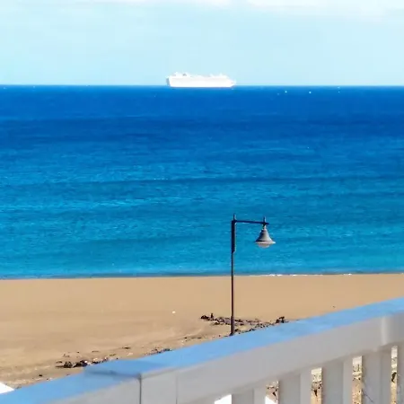 Daire Wake Up With The Sea! Enjoy Private Pool! *