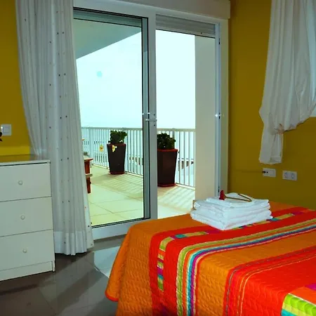 Wake Up With The Sea! Enjoy Private Pool! Apartament