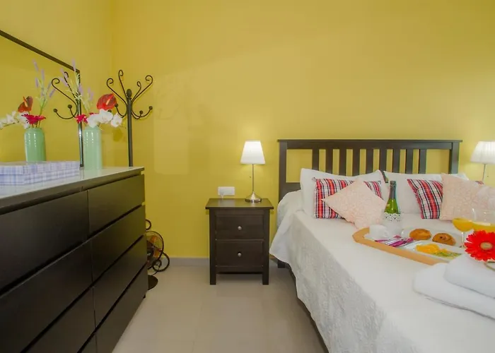 Wake Up With The Sea! Enjoy Private Pool! Апартаменты *