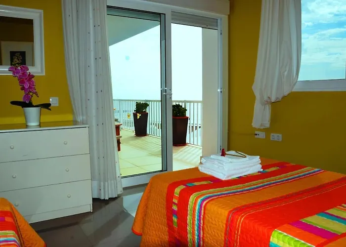 Wake Up With The Sea! Enjoy Private Pool! Апартаменты