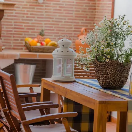 Wake Up With The Sea! Enjoy Private Pool! Lägenhet