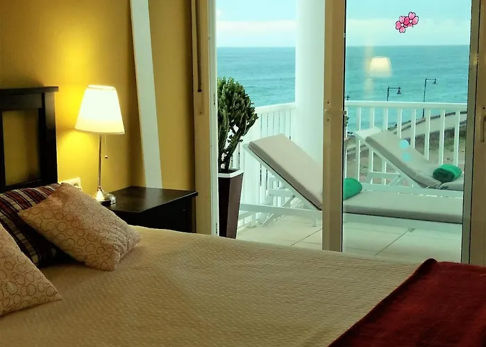 Wake Up With The Sea! Enjoy Private Pool!