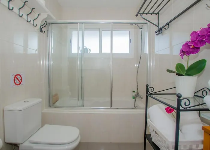 Wake Up With The Sea! Enjoy Private Pool!